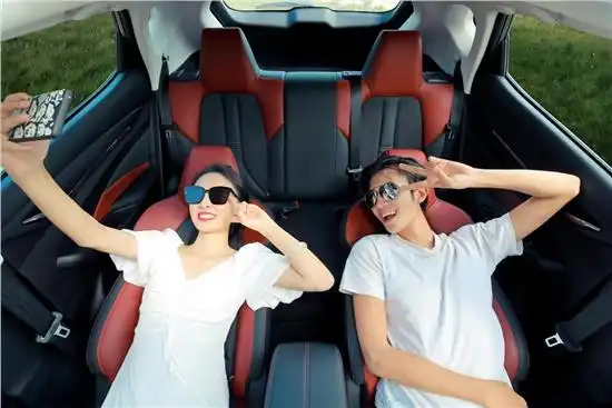 旅游愉快表情包伤及