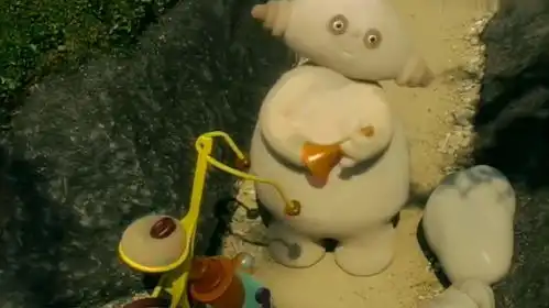 花园宝宝玛卡巴卡吹喇叭,依古比古很开心,真是群欢乐的小可爱 花园宝宝玛卡巴卡吹喇叭,依古比古很开心,真是群欢乐的小可爱