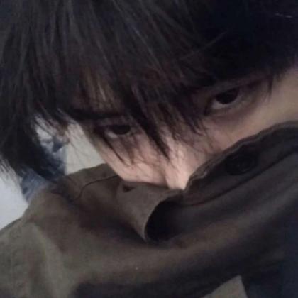  一个人孤独的头像男生,现在的我很自在