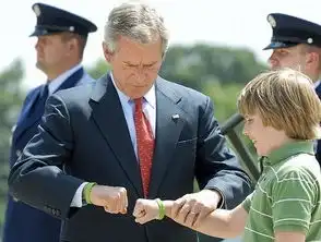 全球大人物超级囧样 全球大人物超级囧样