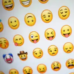  世界emoji日苹果谷歌分别推出全新emoji表情