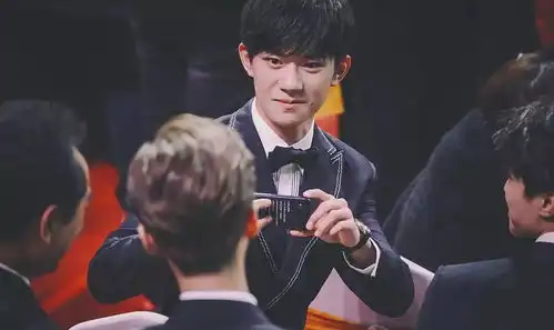  华表奖盛典上易烊千玺给鹿晗拍照遭网友调侃一个敢给,一个敢拍