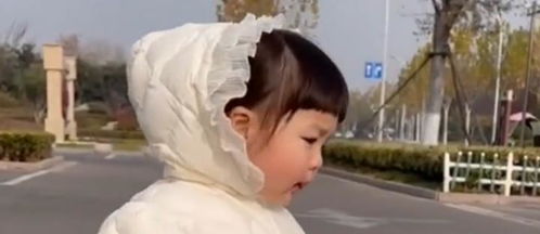 表情包女孩丸子妹,凭挠头动图走红,2年涨粉超800万 表情包女孩丸子妹,凭挠头动图走红,2年涨粉超800万