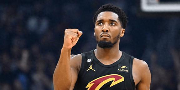 nba快讯快船夏天交易威少尼克杨建议湖人换米切尔