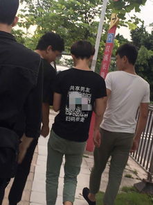 每日神段子丨请一秒内找出岳云鹏的头 每日神段子丨请一秒内找出岳云鹏的头