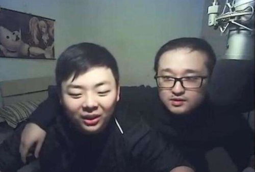  英雄联盟谁说主播赚钱少知名主播笑笑给前妻天价分手费