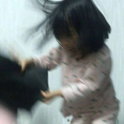 这个表情包怎么搜索再哪女孩子叫啥