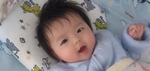  表情包女孩丸子妹,凭挠头动图走红,2年涨粉超800万