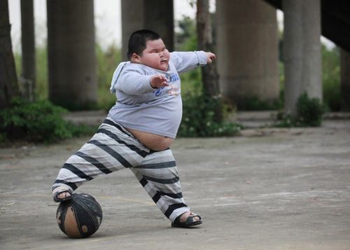 那些曾被我们当成搞笑表情包的孩子,如今都长大啦,刷新颜值 那些曾被我们当成搞笑表情包的孩子,如今都长大啦,刷新颜值