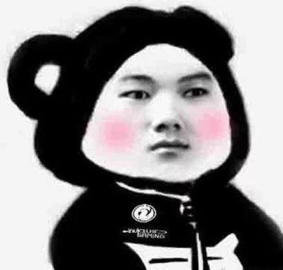  熊猫头表情包近期有想结婚的联系我