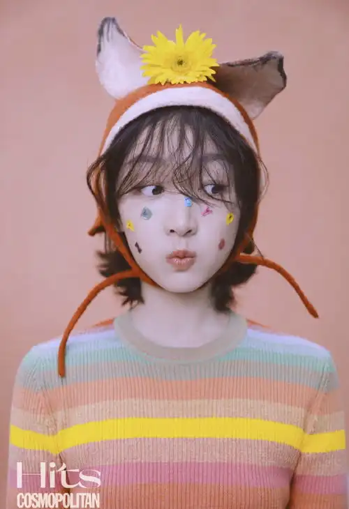 周冬雨最新大片出炉,变身鬼马精灵俏皮可爱,活力四射少女感十足 周冬雨最新大片出炉,变身鬼马精灵俏皮可爱,活力四射少女感十足