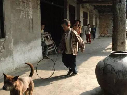 六一儿童年节致敬我们纯真快乐的童年 六一儿童年节致敬我们纯真快乐的童年