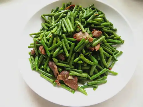 夏天的5道快手家常菜,20分钟出锅,女儿说又吃撑了,要扶墙走 夏天的5道快手家常菜,20分钟出锅,女儿说又吃撑了,要扶墙走