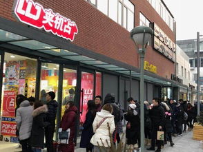  从爆款表情包到网红娃娃机店十二栋文化的ip变现路