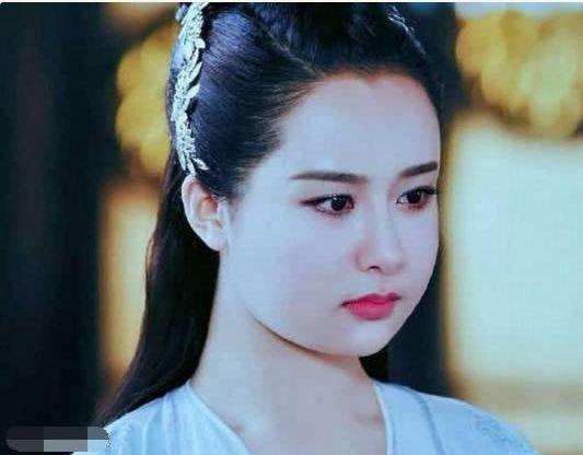 当明星被p胖20斤,杨紫迪丽热巴有趣,而他承包我一年的笑点
