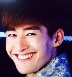  澳洲情侣为办婚礼,捡了十万个塑料瓶大赚1万多刀无数网友感动到哭,遇上这样的人就嫁了吧...