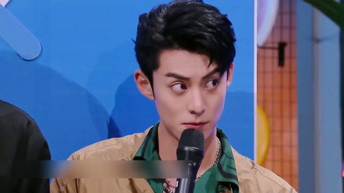  王栎鑫张远苏醒秒猜歌,戏腔惊艳四座,这就是再就业男团的实力吗